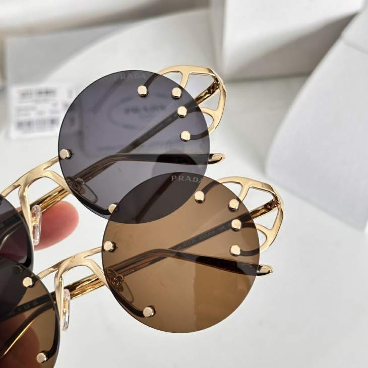 Picture of Prada Sunglasses _SKUfw76772091fw